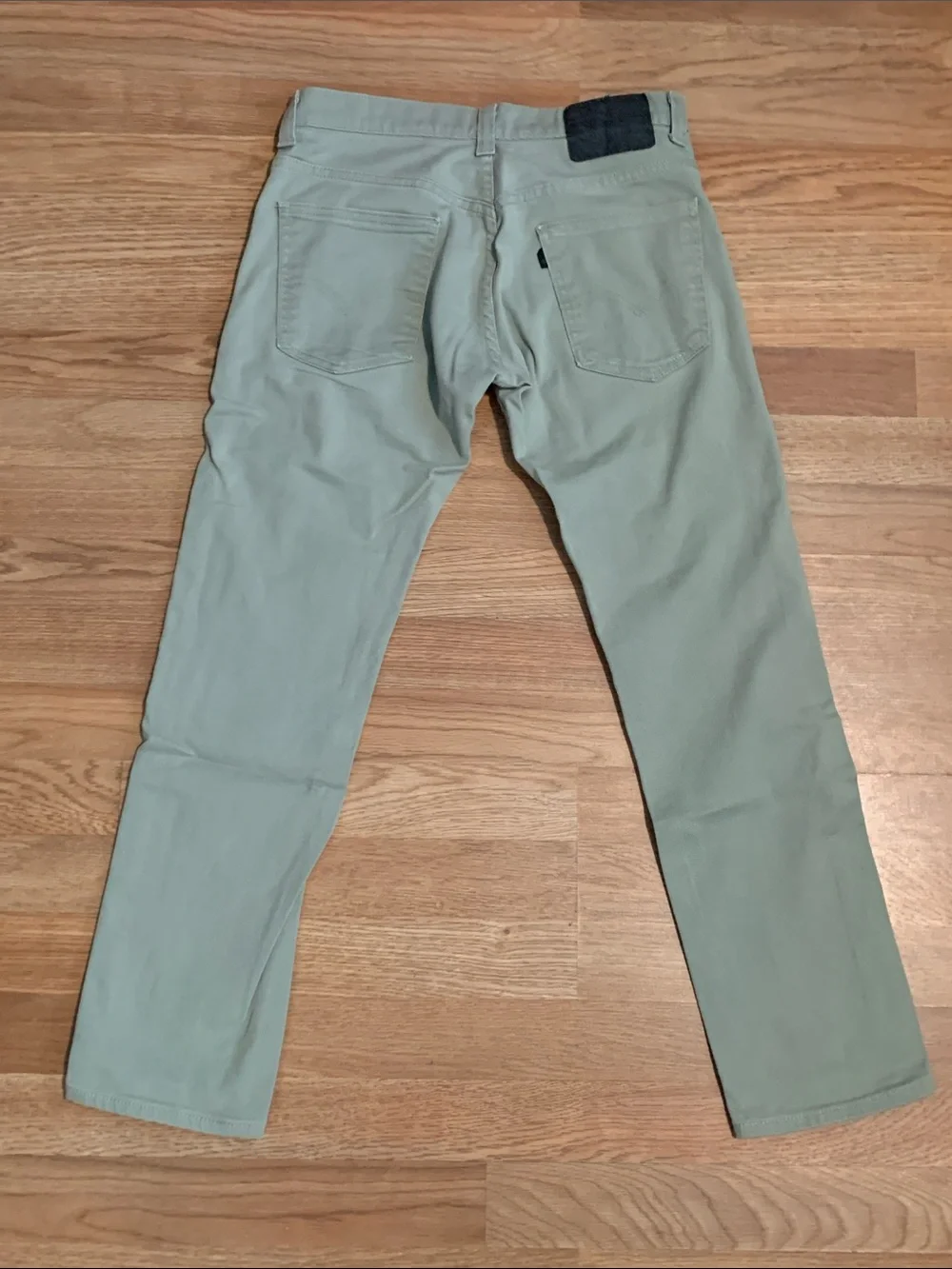 Levi's Men's Slim Chinos in Light Olive Green